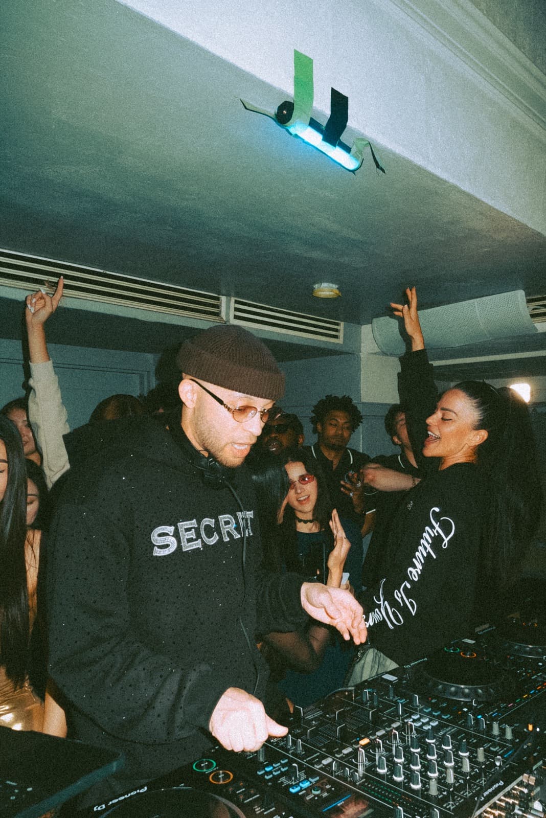SECRET CULTURE — 03