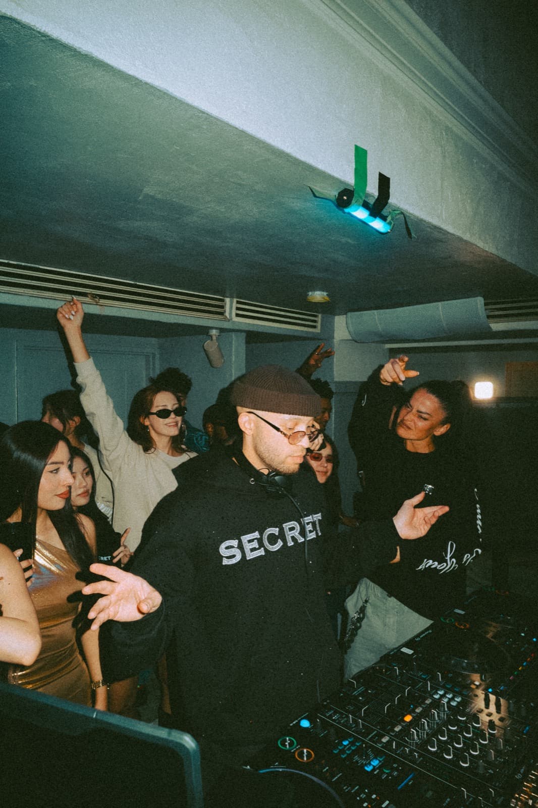 SECRET CULTURE — 08